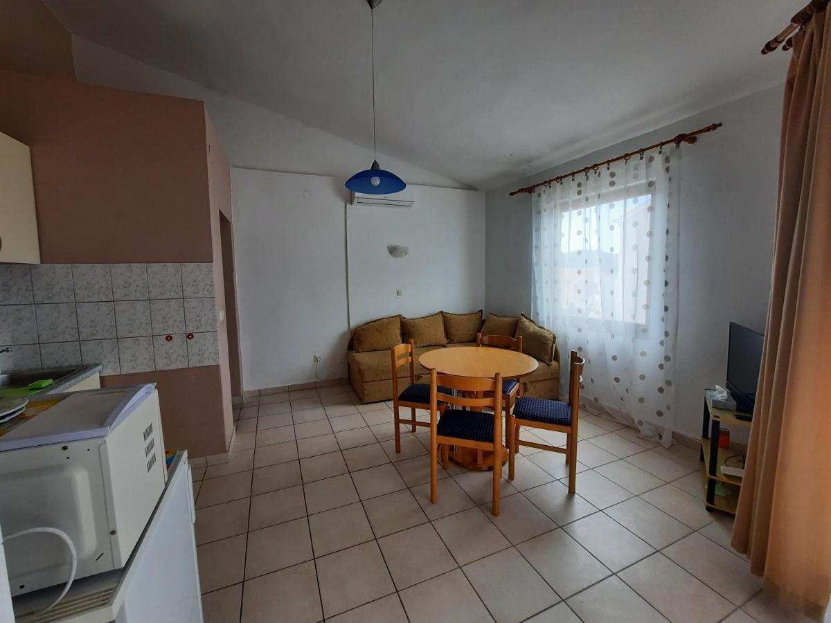 Apartments Dario Ražanj Eksteriør billede