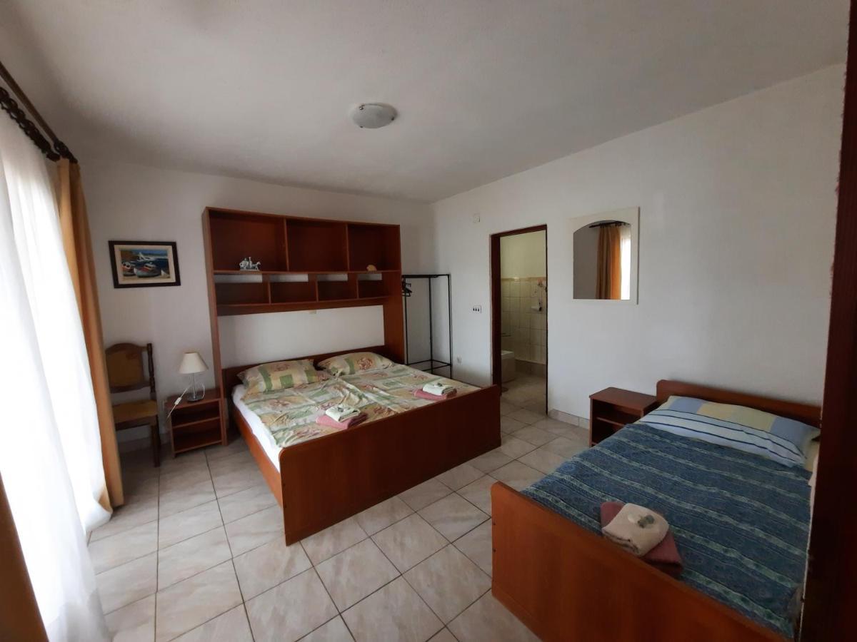 Apartments Dario Ražanj Eksteriør billede